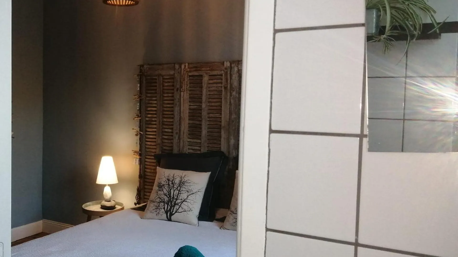 La Maison O Kiwis - Chambres D'Hotes Saint-Denis-lès-Martel 0*,  フランス